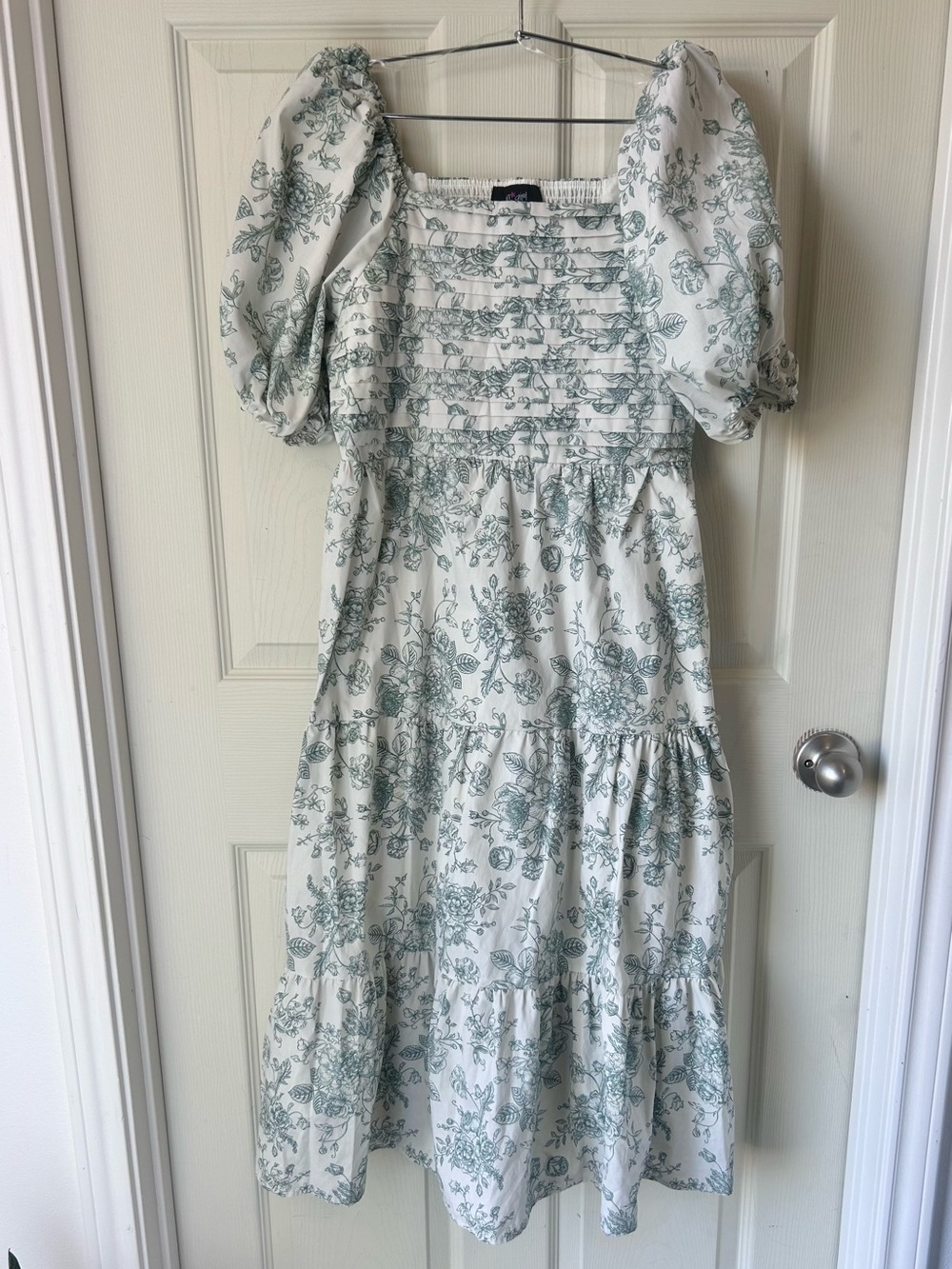 Girls green/white Puff-Sleeve Smocked Midi Dress size 16